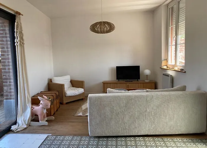 Unique And Cozy Family Home, Sleeps 6 Near Le Treport & Baie De Somme * Etalondes-la-Pipe