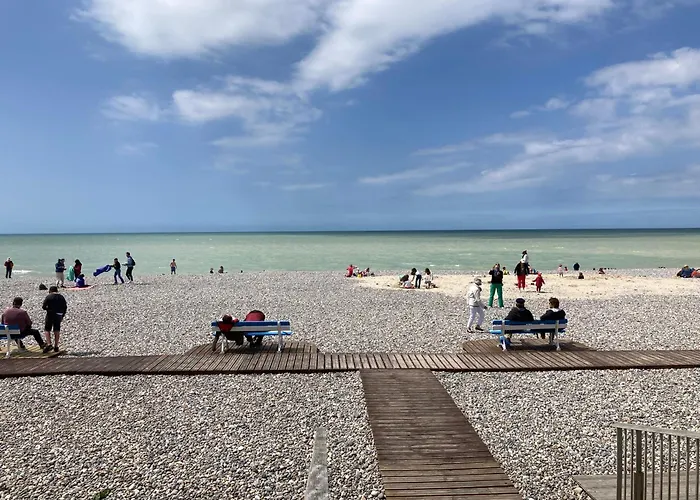 Unique And Cozy Family Home, Sleeps 6 Near Le Treport & Baie De Somme 度假居